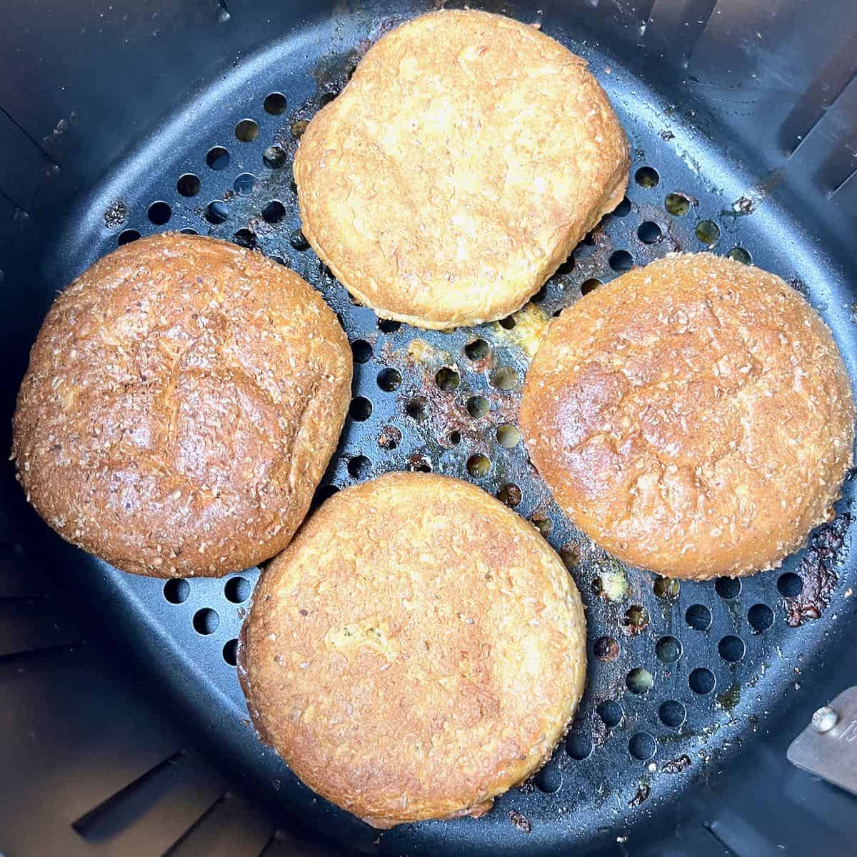 Burger buns toasted in the air fryer for Air Fryer Turkey Burger s
